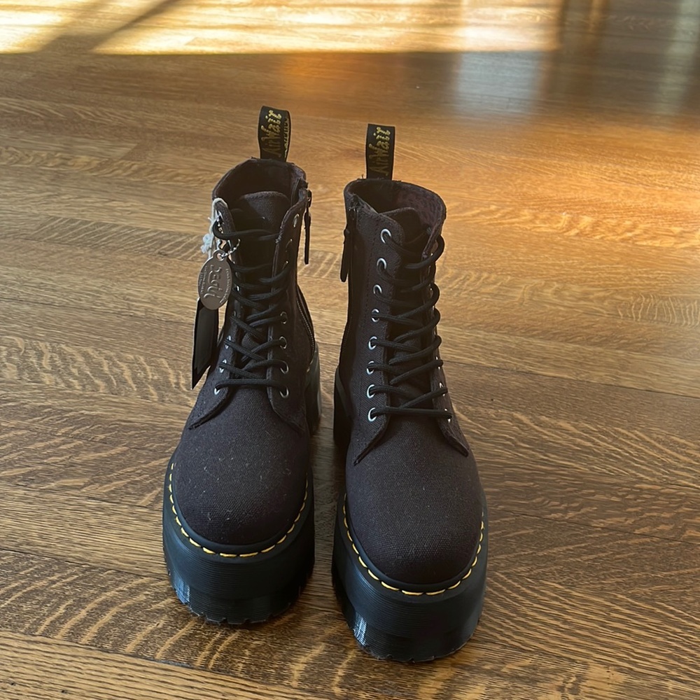 Dr. Martens x X-girl NWT boots. Size 7
